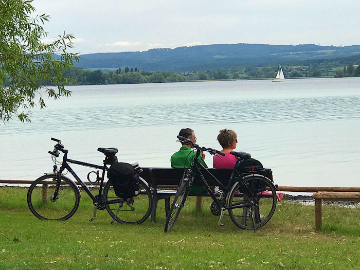 Cyclists on Eurovelo  6 viewing Lake Constance